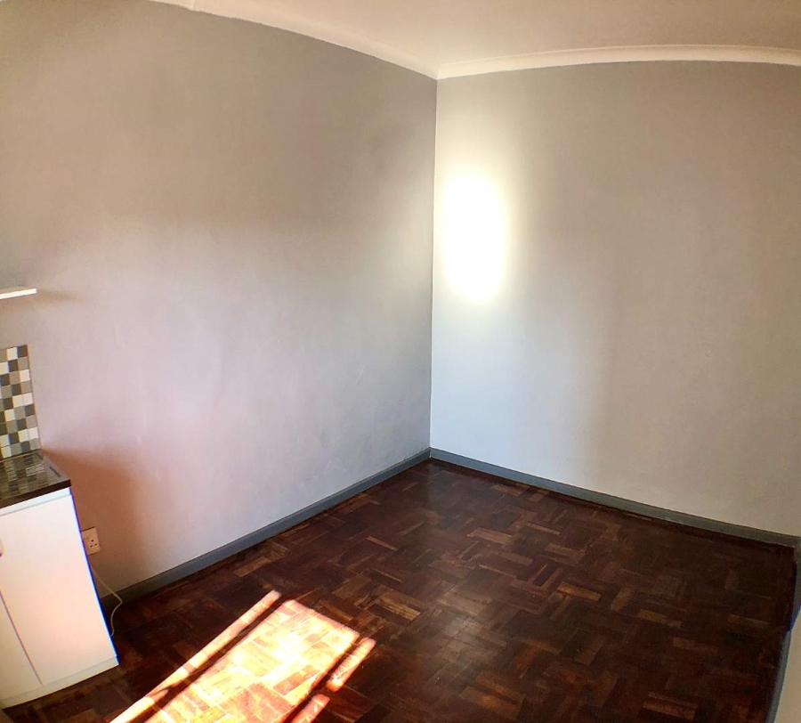 To Let 1 Bedroom Property for Rent in Parow Western Cape